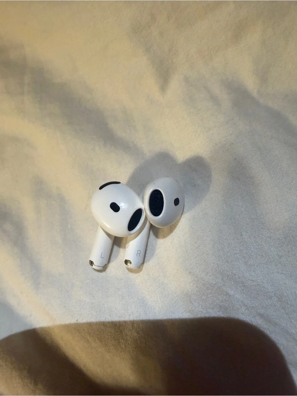 Apple AirPods Pro Wireless Earbuds Case - White - Brand New
